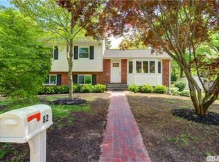 82 Brand Dr, Huntington, NY 11743