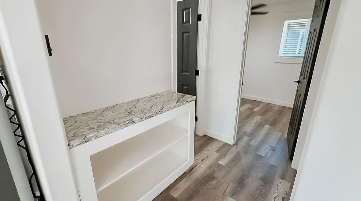 2 bed, 700 sqft, $1,225 — Photo 4