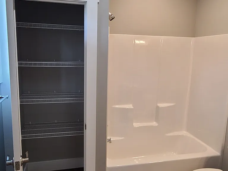 109 Stone Dr #100 — Photo 20