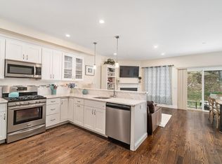 292 Boulder Ridge Rd, South Salem, NY 10590