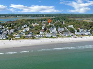 34 Grove St, Wells, ME 04090