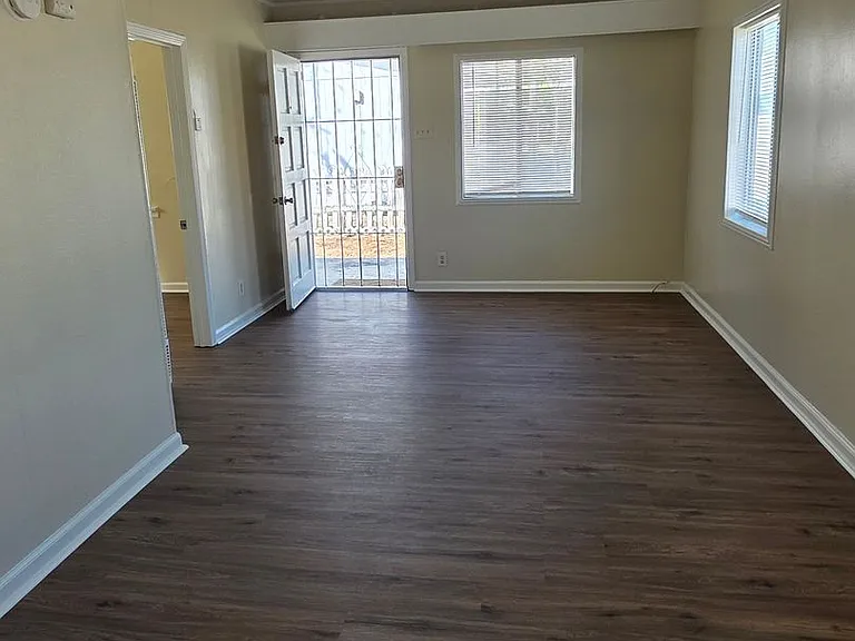 505 33rd St #C — Photo 2