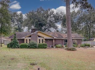 1204 Newitt Vick Dr, Vicksburg, MS 39183