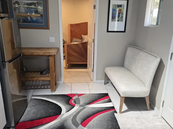 632 Cerro St Unit 1, Encinitas, CA 92024