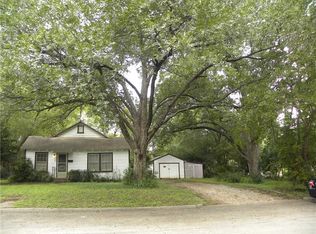 215 Hosack St, Arlington, TX 76010