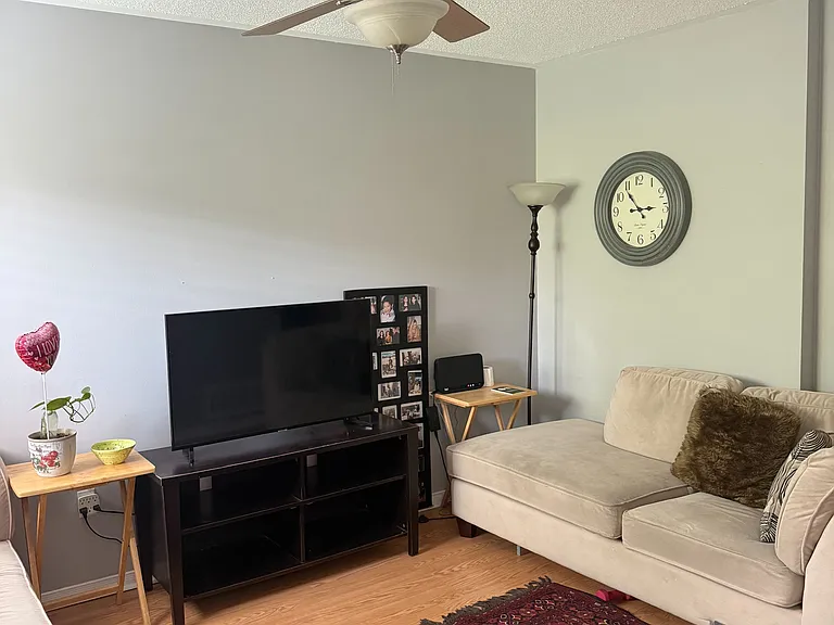 5230 Glen Erin Dr #25 — Photo 3