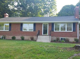 3647 Chaparral Dr, Roanoke, VA 24018