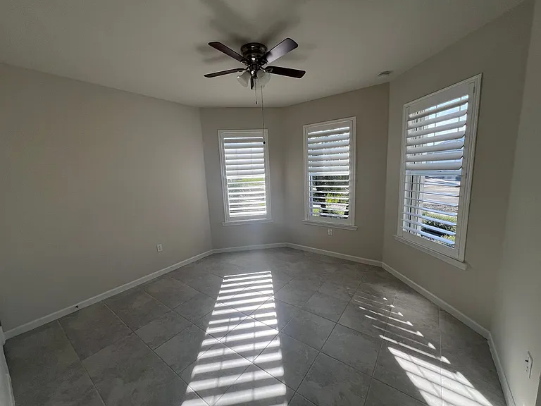 43023 Canon Ct — Photo 25
