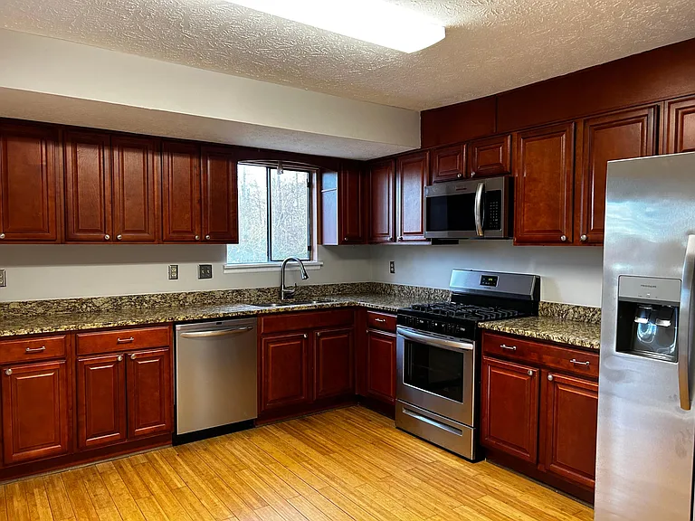 Teaberry Cir — Photo 13