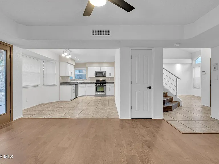 7489 Plaza Redonda Dr — Photo 13