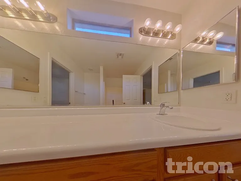 23443 W Harrison Dr — Photo 7