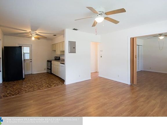 5th image of 1337 NE 40th Ct