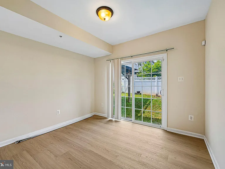23004 Meadow Mist Rd — Photo 10