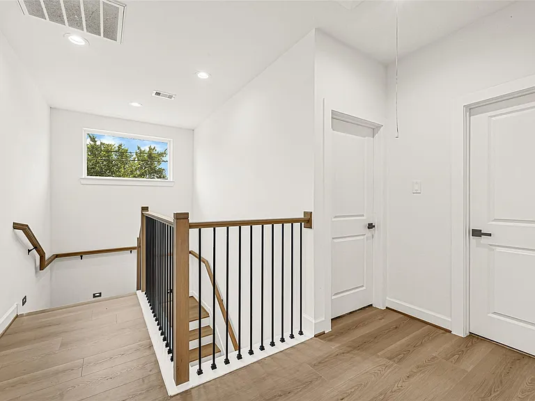 3613 Gano St — Photo 19