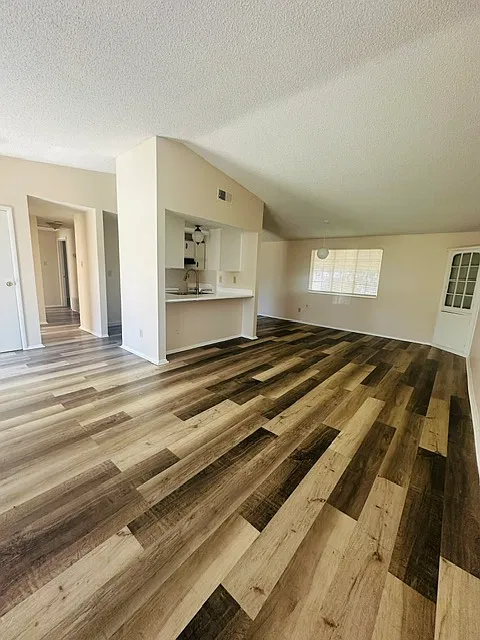 3 bed, 1188 sqft, $1,500 — Photo 3