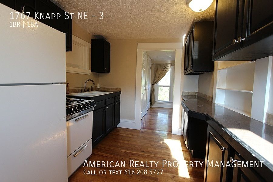 1767 Knapp St NE APT 3, Grand Rapids, MI 49505 Zillow