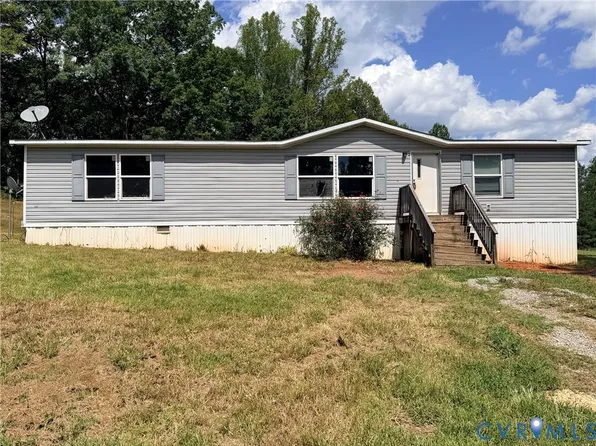 1998 Cook Rd, Powhatan, VA 23139