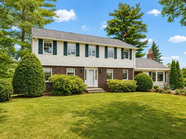 27 Church Ln, Burlington, MA 01803