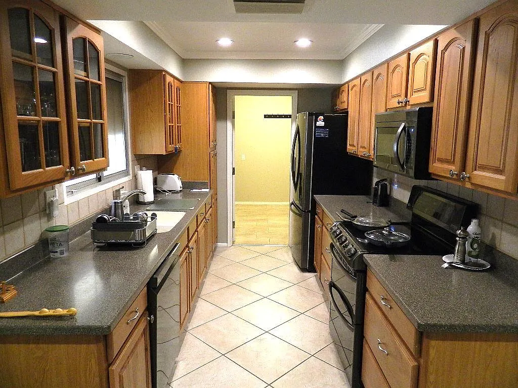 12915 W Prospect Dr — Photo 4
