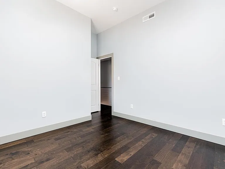 4319 Hunt Ave — Photo 25