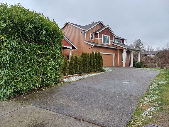 2nd image of 11704 1st Pl SE