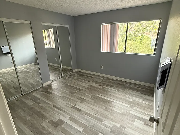 2034 Canyon Dr #14 — Photo 9