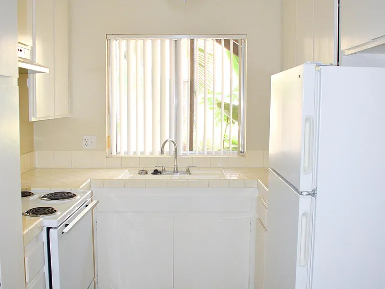 4561 Utah St #9 — Photo 3