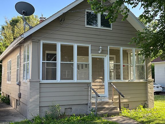 2nd image of 514 W Corrington Ave