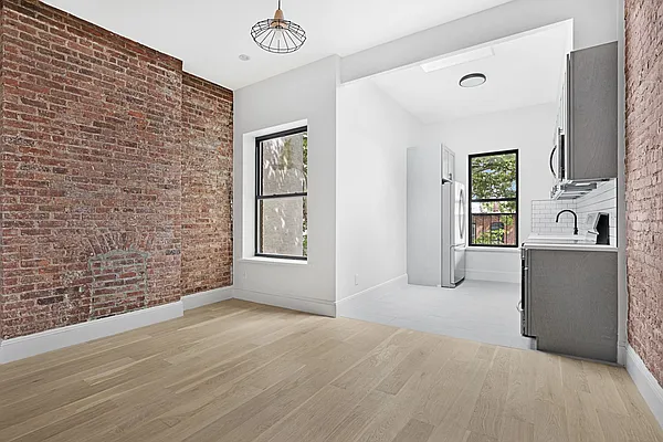 Rented by Compass | media 12