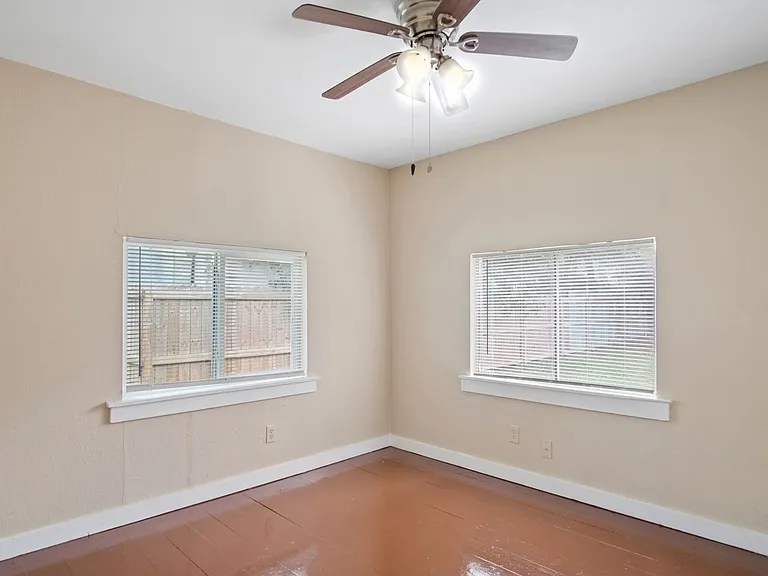 521 S Polaris St — Photo 7