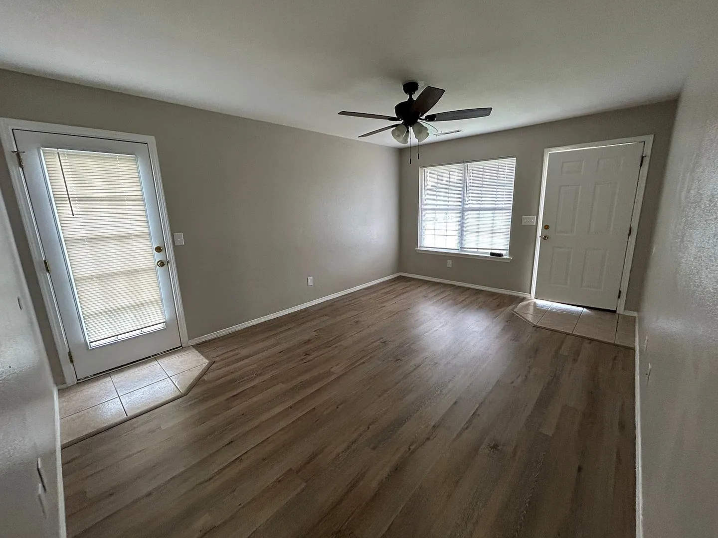 1598 Tolleson Loop A & B — Photo 3