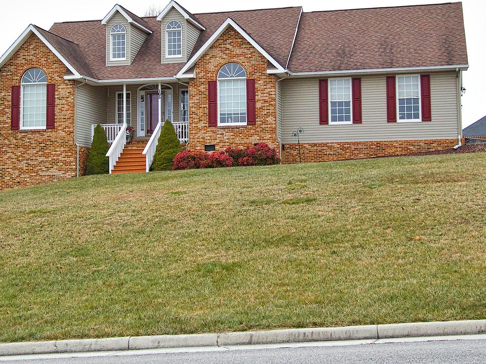 1st image of 165 Alder Ln