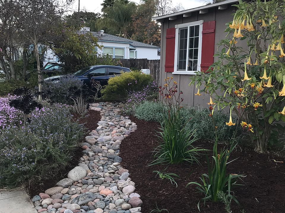 2nd image of 4353 Alamo Dr