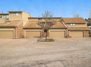 888 Yorktown Ct #1, Northville, MI