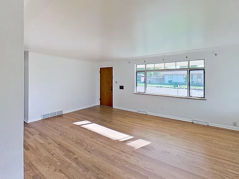 2985 Reed St — Photo 1