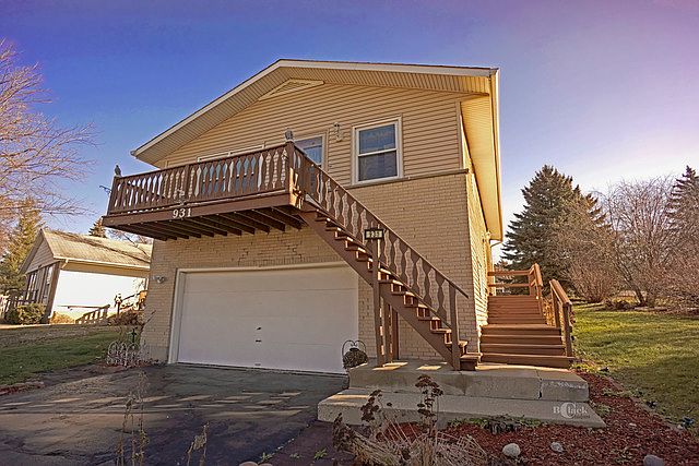 1st image of 931 Hillwood Cir
