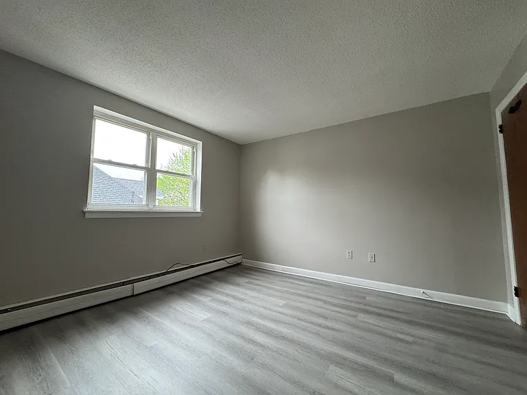 256D2 S Marshall St #D2 — Photo 4
