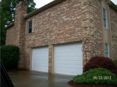 2nd image of 89 Gladewood Ln