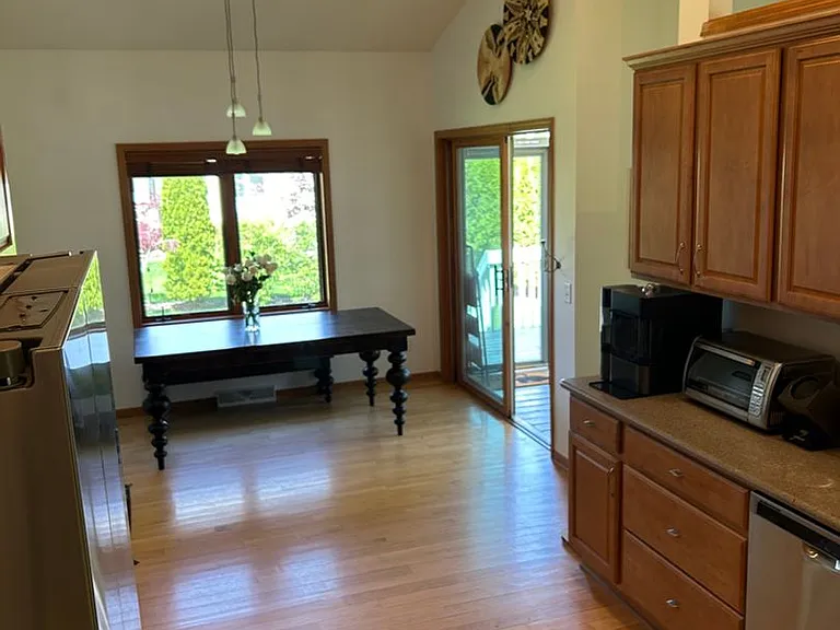 9402 Eagle Nest Ln — Photo 4