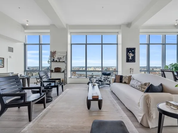 2 Avery St Unit Phe, Boston, MA 02111
