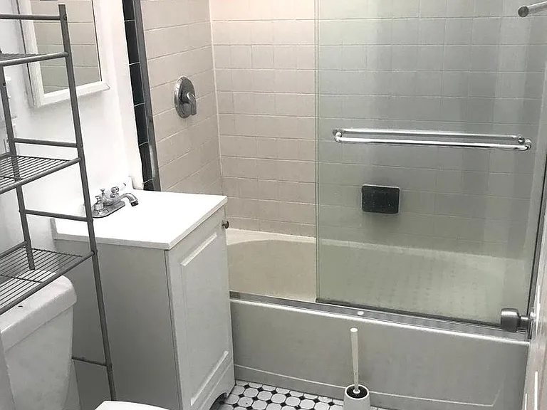 4909 Illinois Ave NW — Photo 14