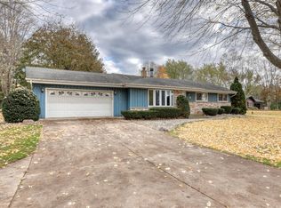 W236N9464 Mount Vernon Dr, Colgate, WI 53017