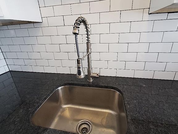 3rd image of 3631 N Ashland Ave #2