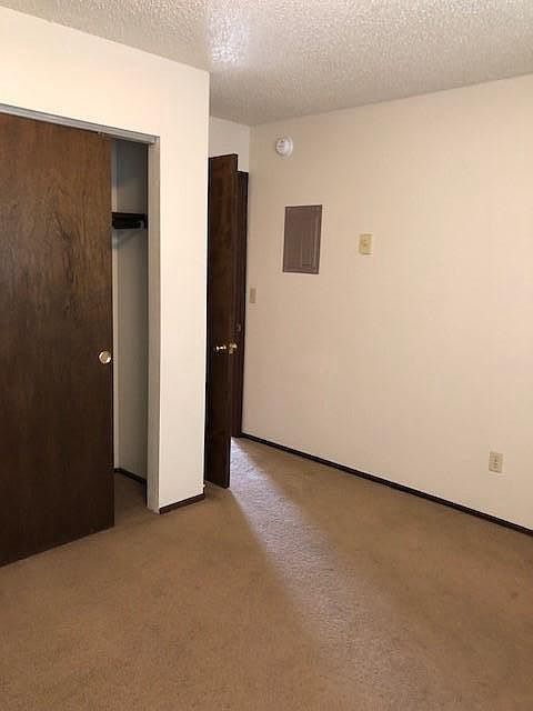 Rear bedroom