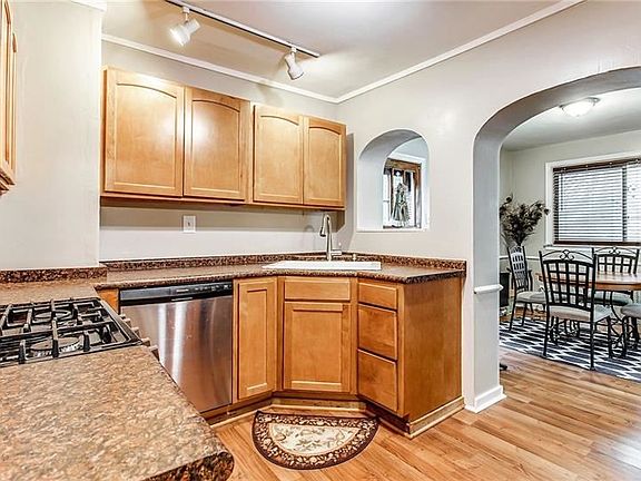 5th image of 5627 Pocusset St