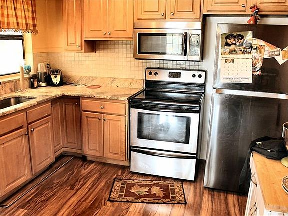 2nd image of 12302 Forest Hills Dr