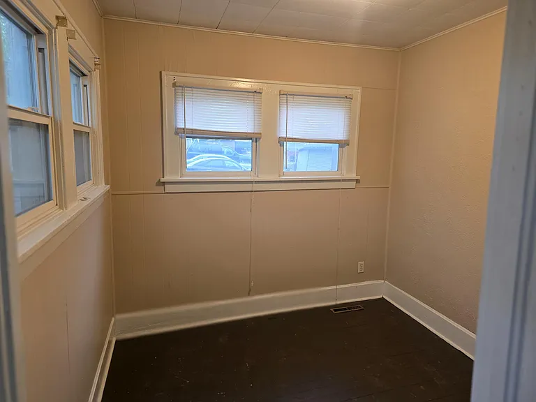 616 S Fremont Ave — Photo 10