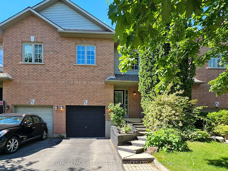 65 Morwick Dr — Photo 2
