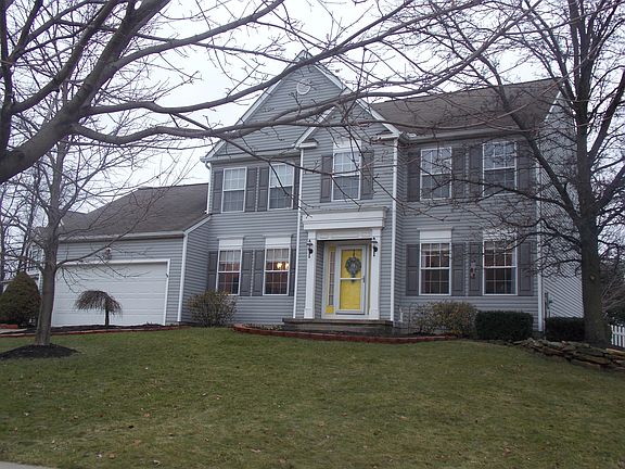 2nd image of 440 Woodcrest Dr