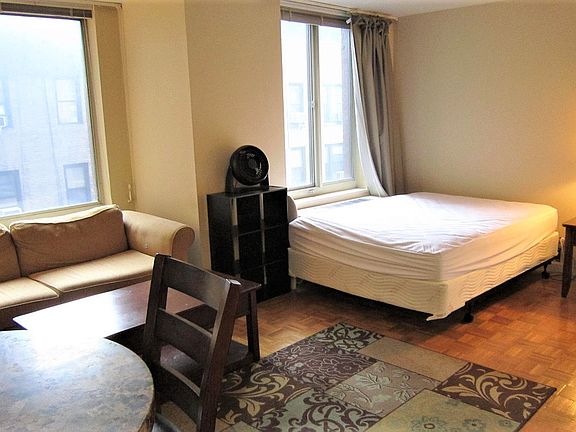 3rd image of 145 E 48th St APT 9B